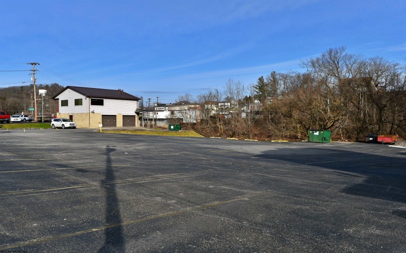 104 Park Boulevard, Clarksburg, West Virginia 26301, ,Commercial/industrial,For Sale,Park,10160418
