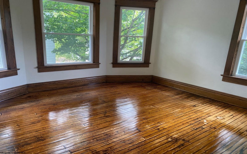 605 North Avenue, Elkins, West Virginia 26241, 4 Bedrooms Bedrooms, 7 Rooms Rooms,1 BathroomBathrooms,Single Family Detached,For Sale,North,10160428
