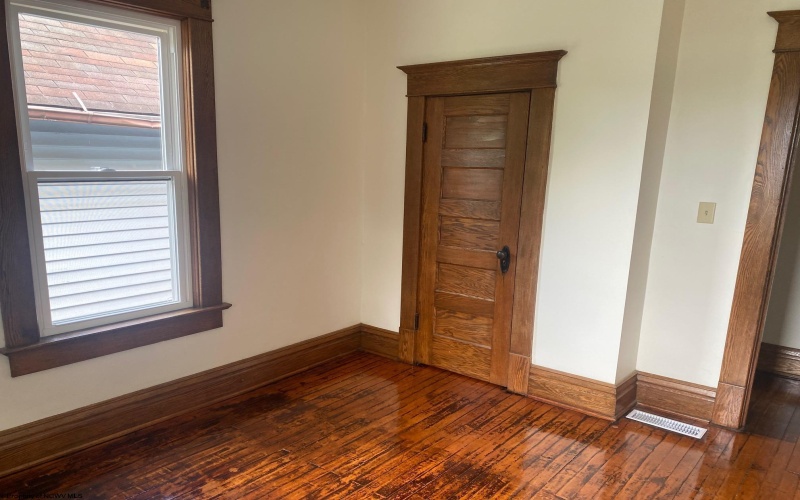 605 North Avenue, Elkins, West Virginia 26241, 4 Bedrooms Bedrooms, 7 Rooms Rooms,1 BathroomBathrooms,Single Family Detached,For Sale,North,10160428