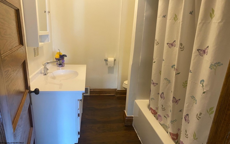 605 North Avenue, Elkins, West Virginia 26241, 4 Bedrooms Bedrooms, 7 Rooms Rooms,1 BathroomBathrooms,Single Family Detached,For Sale,North,10160428
