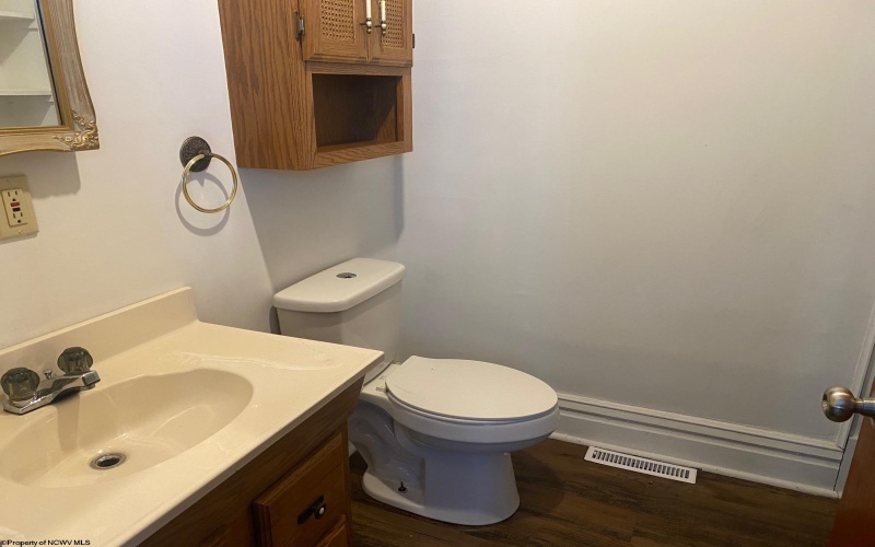 605 North Avenue, Elkins, West Virginia 26241, 4 Bedrooms Bedrooms, 7 Rooms Rooms,1 BathroomBathrooms,Single Family Detached,For Sale,North,10160428