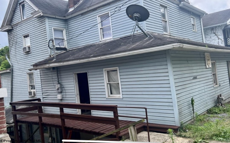 746 Willey Street, Morgantown, West Virginia 26501, 2 Bedrooms Bedrooms, 4 Rooms Rooms,1 BathroomBathrooms,Residential Rentals,For Rent,Willey,10160422