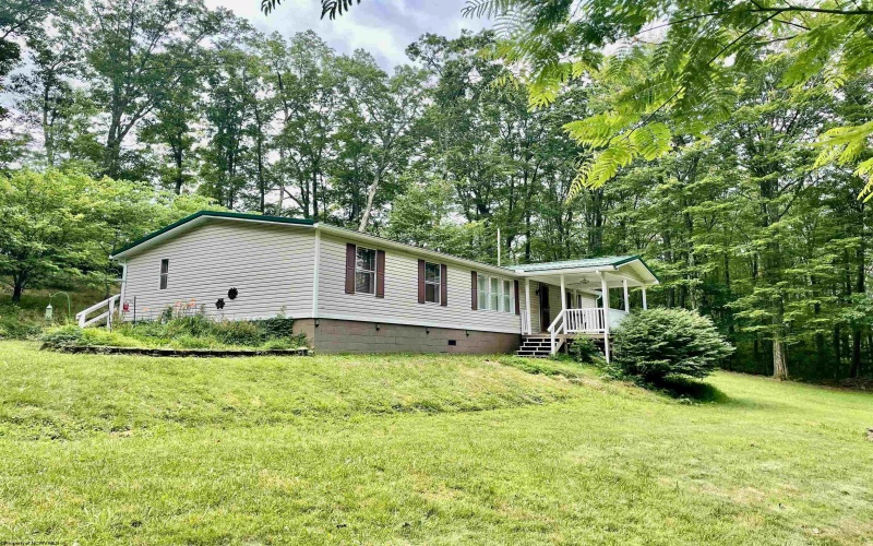 484 Pisgah Road, Bruceton Mills, West Virginia 26525, 3 Bedrooms Bedrooms, 7 Rooms Rooms,2 BathroomsBathrooms,Single Family Detached,For Sale,Pisgah,10160413