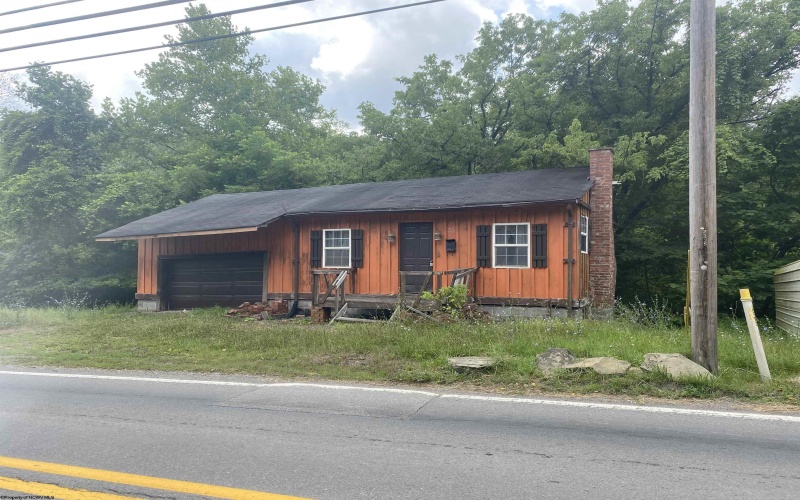 226 Main Street, Salem, West Virginia 26426, 1 Bedroom Bedrooms, 4 Rooms Rooms,1 BathroomBathrooms,Single Family Detached,For Sale,Main,10160416