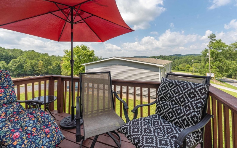 4 Weaver Town Homes, Morgantown, West Virginia 26501, 3 Bedrooms Bedrooms, 6 Rooms Rooms,2 BathroomsBathrooms,Single Family Detached,For Sale,Weaver,10160424