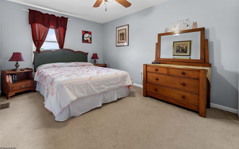 4 Weaver Town Homes, Morgantown, West Virginia 26501, 3 Bedrooms Bedrooms, 6 Rooms Rooms,2 BathroomsBathrooms,Single Family Detached,For Sale,Weaver,10160424