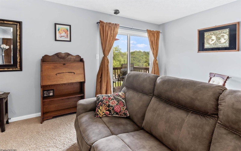 4 Weaver Town Homes, Morgantown, West Virginia 26501, 3 Bedrooms Bedrooms, 6 Rooms Rooms,2 BathroomsBathrooms,Single Family Detached,For Sale,Weaver,10160424