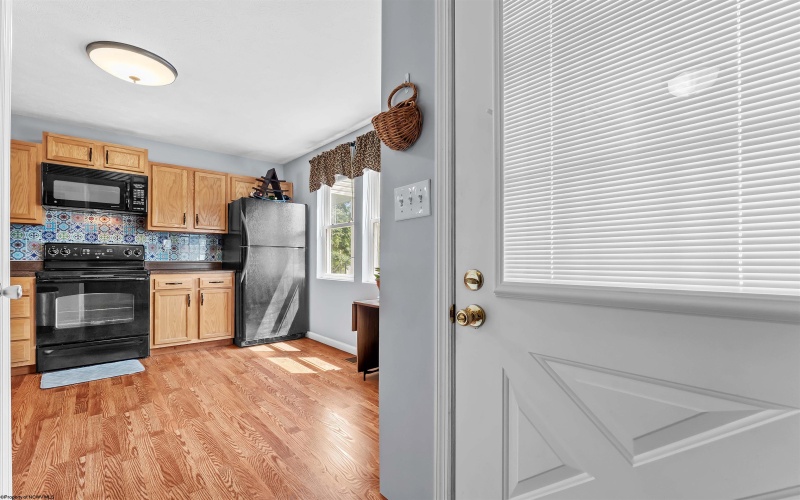 4 Weaver Town Homes, Morgantown, West Virginia 26501, 3 Bedrooms Bedrooms, 6 Rooms Rooms,2 BathroomsBathrooms,Single Family Detached,For Sale,Weaver,10160424