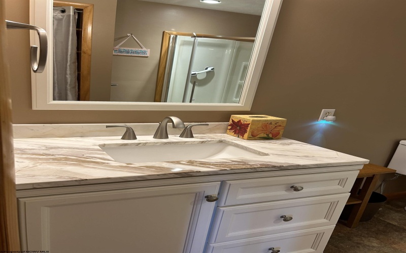 537 Canyon Road, Morgantown, West Virginia 26508, 4 Bedrooms Bedrooms, 9 Rooms Rooms,3 BathroomsBathrooms,Single Family Detached,For Sale,Canyon,10160427