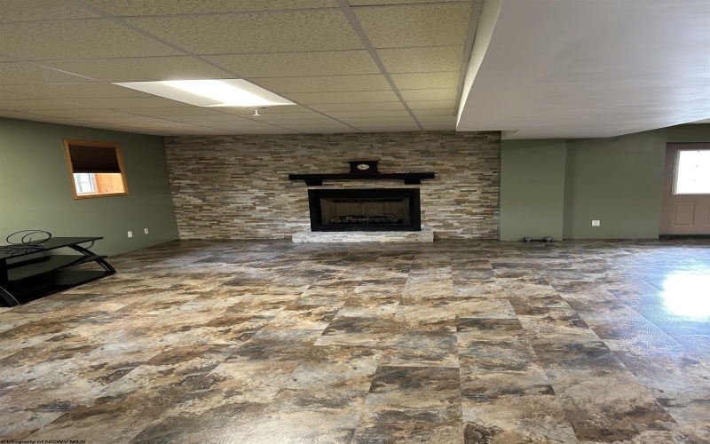 537 Canyon Road, Morgantown, West Virginia 26508, 4 Bedrooms Bedrooms, 9 Rooms Rooms,3 BathroomsBathrooms,Single Family Detached,For Sale,Canyon,10160427