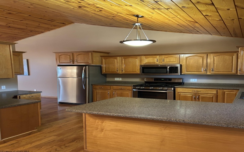 537 Canyon Road, Morgantown, West Virginia 26508, 4 Bedrooms Bedrooms, 9 Rooms Rooms,3 BathroomsBathrooms,Single Family Detached,For Sale,Canyon,10160427