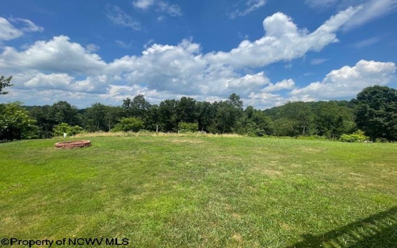 100 Landing Drive, Morgantown, West Virginia 26508-2584, 3 Bedrooms Bedrooms, 6 Rooms Rooms,2 BathroomsBathrooms,Single Family Detached,For Sale,Landing,10160419
