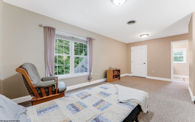 393 Auburn Hills Drive, Bruceton Mills, West Virginia 26525, 4 Bedrooms Bedrooms, 8 Rooms Rooms,3 BathroomsBathrooms,Single Family Detached,For Sale,Auburn Hills,10160457