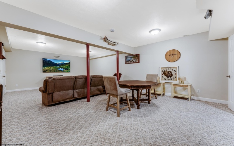 393 Auburn Hills Drive, Bruceton Mills, West Virginia 26525, 4 Bedrooms Bedrooms, 8 Rooms Rooms,3 BathroomsBathrooms,Single Family Detached,For Sale,Auburn Hills,10160457