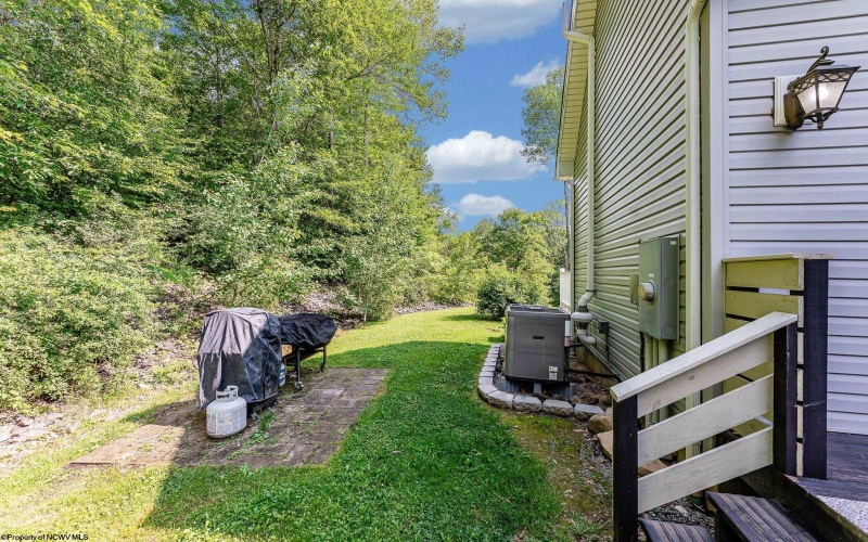 393 Auburn Hills Drive, Bruceton Mills, West Virginia 26525, 4 Bedrooms Bedrooms, 8 Rooms Rooms,3 BathroomsBathrooms,Single Family Detached,For Sale,Auburn Hills,10160457