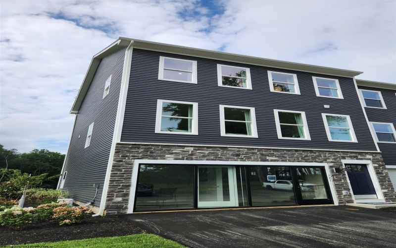 722 Hardman Drive, Morgantown, West Virginia 26501, 3 Bedrooms Bedrooms, 6 Rooms Rooms,2 BathroomsBathrooms,Single Family Attached,For Sale,Hardman,10160440