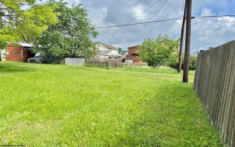 230 Thomas Avenue, Davis, West Virginia 26260, 2 Bedrooms Bedrooms, 7 Rooms Rooms,1 BathroomBathrooms,Single Family Detached,For Sale,Thomas,10157566