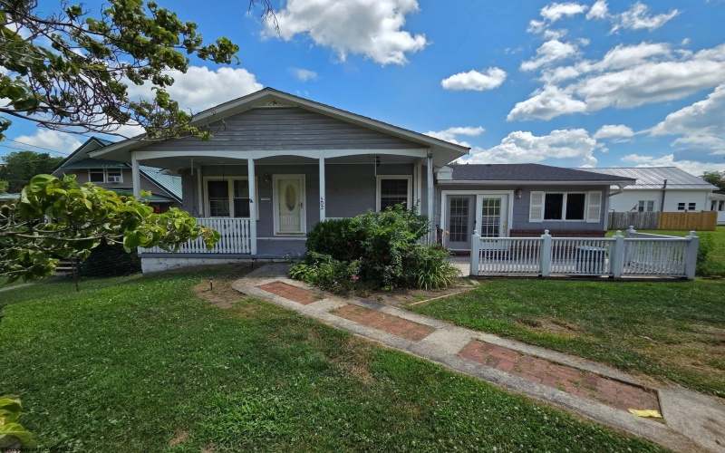502 Chestnut Street, Parsons, West Virginia 26287, 3 Bedrooms Bedrooms, 5 Rooms Rooms,2 BathroomsBathrooms,Single Family Detached,For Sale,Chestnut,10160455