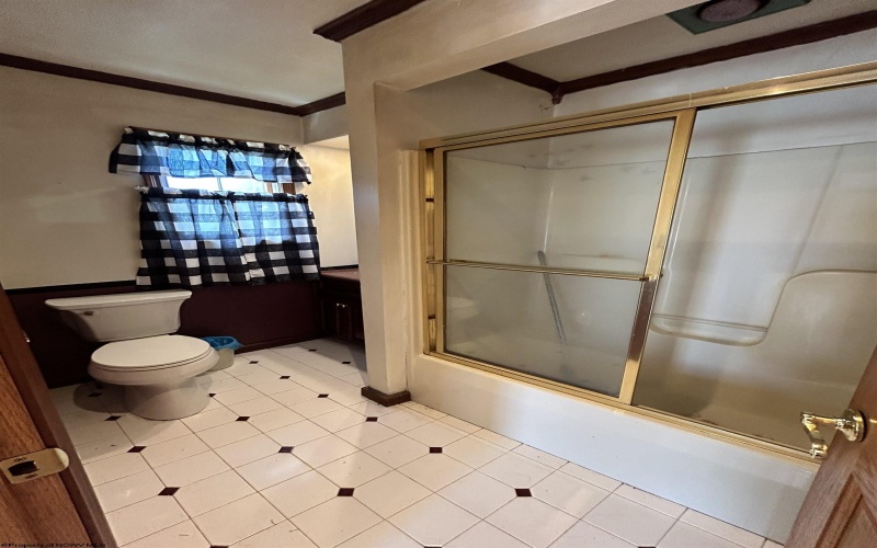 502 Chestnut Street, Parsons, West Virginia 26287, 3 Bedrooms Bedrooms, 5 Rooms Rooms,2 BathroomsBathrooms,Single Family Detached,For Sale,Chestnut,10160455