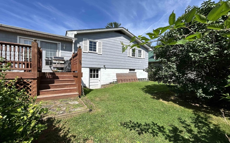 502 Chestnut Street, Parsons, West Virginia 26287, 3 Bedrooms Bedrooms, 5 Rooms Rooms,2 BathroomsBathrooms,Single Family Detached,For Sale,Chestnut,10160455