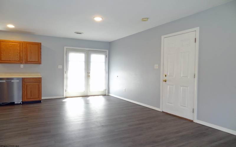 1002 Bakers Ridge Road, Morgantown, West Virginia 26508, 3 Bedrooms Bedrooms, 7 Rooms Rooms,2 BathroomsBathrooms,Residential Rentals,For Rent,Bakers Ridge,10160439