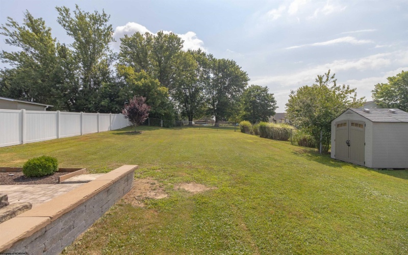 208 Pennsylvania Avenue, Bridgeport, West Virginia 26330-4518, 3 Bedrooms Bedrooms, 7 Rooms Rooms,2 BathroomsBathrooms,Single Family Detached,For Sale,Pennsylvania,10160436