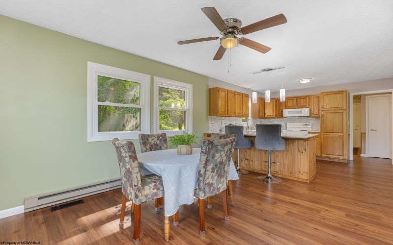 2425 Alpine Drive, Terra Alta, West Virginia 26764, 4 Bedrooms Bedrooms, 9 Rooms Rooms,3 BathroomsBathrooms,Single Family Detached,For Sale,Alpine,10160441