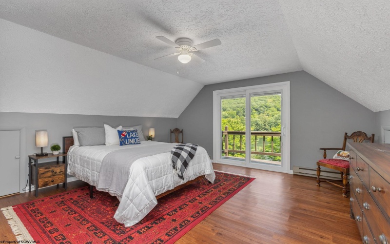 2425 Alpine Drive, Terra Alta, West Virginia 26764, 4 Bedrooms Bedrooms, 9 Rooms Rooms,3 BathroomsBathrooms,Single Family Detached,For Sale,Alpine,10160441