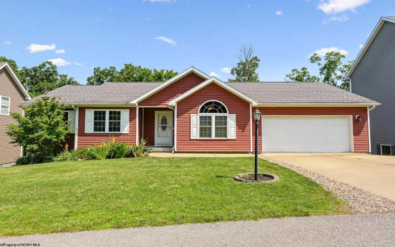 21 Eastern Trail, Morgantown, West Virginia 26508, 3 Bedrooms Bedrooms, 8 Rooms Rooms,3 BathroomsBathrooms,Single Family Detached,For Sale,Eastern,10160435