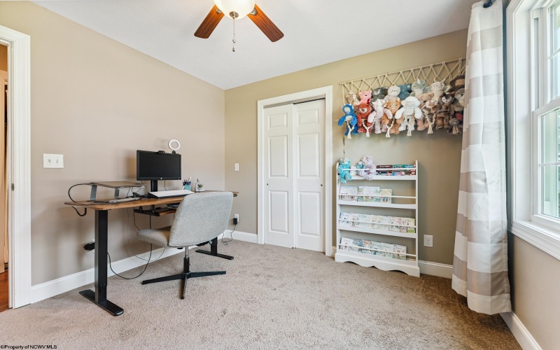 21 Eastern Trail, Morgantown, West Virginia 26508, 3 Bedrooms Bedrooms, 8 Rooms Rooms,3 BathroomsBathrooms,Single Family Detached,For Sale,Eastern,10160435