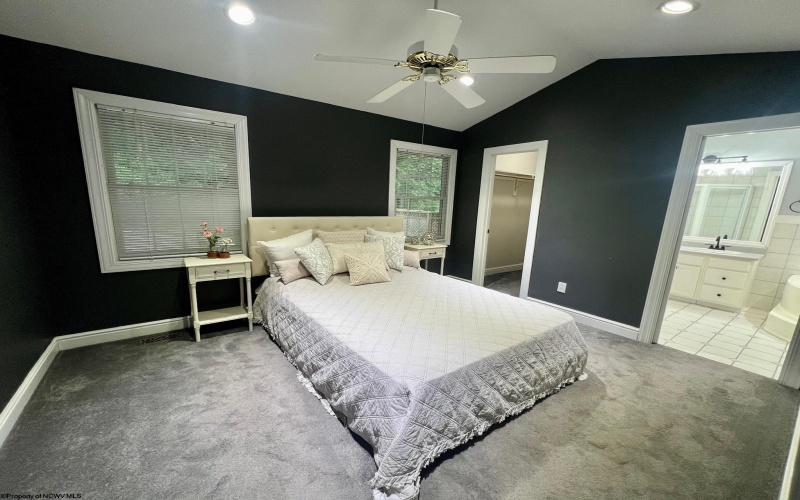 2061 Pinecrest Drive, Morgantown, West Virginia 26505, 3 Bedrooms Bedrooms, 7 Rooms Rooms,2 BathroomsBathrooms,Single Family Detached,For Sale,Pinecrest,10160434