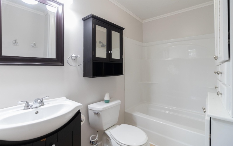 1603 Hamill Avenue, Clarksburg, West Virginia 26301, 3 Bedrooms Bedrooms, 6 Rooms Rooms,1 BathroomBathrooms,Single Family Detached,For Sale,Hamill,10160445