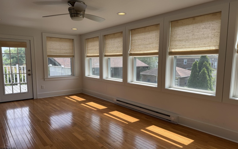 722 Coleman Avenue, Fairmont, West Virginia 26554, 3 Bedrooms Bedrooms, 8 Rooms Rooms,2 BathroomsBathrooms,Single Family Detached,For Sale,Coleman,10160452