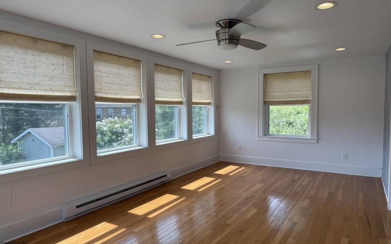 722 Coleman Avenue, Fairmont, West Virginia 26554, 3 Bedrooms Bedrooms, 8 Rooms Rooms,2 BathroomsBathrooms,Single Family Detached,For Sale,Coleman,10160452