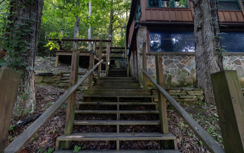 1035 Oral Lake Road, Bridgeport, West Virginia 26330, 2 Bedrooms Bedrooms, 5 Rooms Rooms,1 BathroomBathrooms,Single Family Detached,For Sale,Oral Lake,10160451