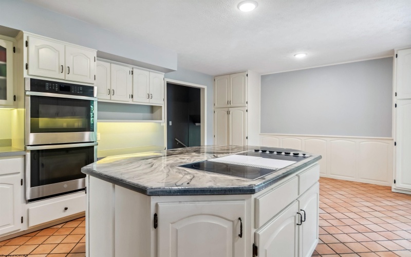 101 Walnut Lane, Morgantown, West Virginia 26505, 5 Bedrooms Bedrooms, 13 Rooms Rooms,5 BathroomsBathrooms,Single Family Detached,For Sale,Walnut,10160446