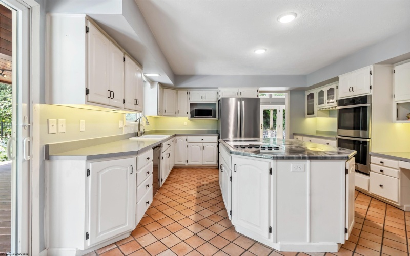 101 Walnut Lane, Morgantown, West Virginia 26505, 5 Bedrooms Bedrooms, 13 Rooms Rooms,5 BathroomsBathrooms,Single Family Detached,For Sale,Walnut,10160446