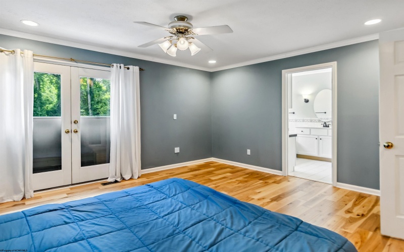 101 Walnut Lane, Morgantown, West Virginia 26505, 5 Bedrooms Bedrooms, 13 Rooms Rooms,5 BathroomsBathrooms,Single Family Detached,For Sale,Walnut,10160446