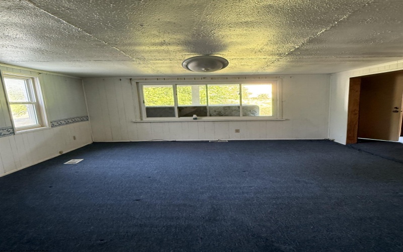 57 Chatham Hill, Farmington, West Virginia 26571, 5 Bedrooms Bedrooms, 8 Rooms Rooms,1 BathroomBathrooms,Single Family Detached,For Sale,Chatham,10160449