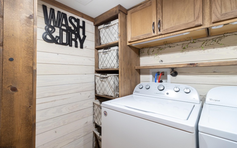 418 Cherry Street, Bridgeport, West Virginia 26330, 3 Bedrooms Bedrooms, 6 Rooms Rooms,2 BathroomsBathrooms,Single Family Detached,For Sale,Cherry,10160461