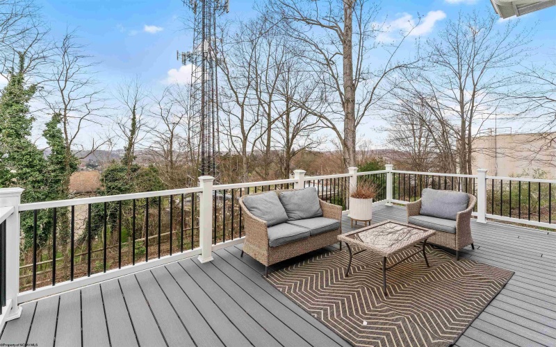 2002 White Oak Drive, Morgantown, West Virginia 26505, 4 Bedrooms Bedrooms, 14 Rooms Rooms,3 BathroomsBathrooms,Single Family Detached,For Sale,White Oak,10160460