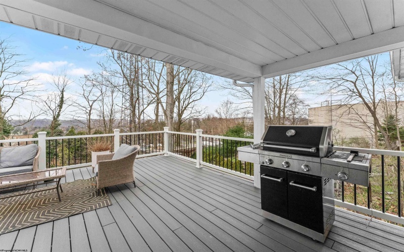 2002 White Oak Drive, Morgantown, West Virginia 26505, 4 Bedrooms Bedrooms, 14 Rooms Rooms,3 BathroomsBathrooms,Single Family Detached,For Sale,White Oak,10160460