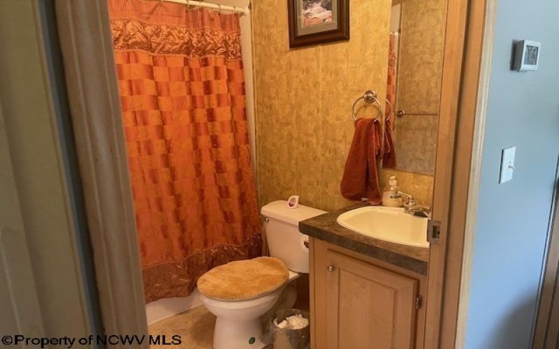 3496 Sinclair Road, Moatsville, West Virginia 26405-8878, 3 Bedrooms Bedrooms, 5 Rooms Rooms,2 BathroomsBathrooms,Single Family Detached,For Sale,Sinclair,10160484