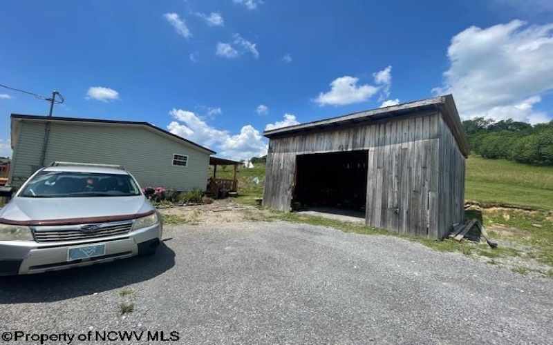3496 Sinclair Road, Moatsville, West Virginia 26405-8878, 3 Bedrooms Bedrooms, 5 Rooms Rooms,2 BathroomsBathrooms,Single Family Detached,For Sale,Sinclair,10160484