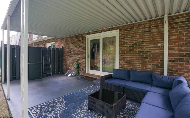 109 Pinewood Road, Clarksburg, West Virginia 26301, 3 Bedrooms Bedrooms, 6 Rooms Rooms,1 BathroomBathrooms,Single Family Attached,For Sale,Pinewood,10160475