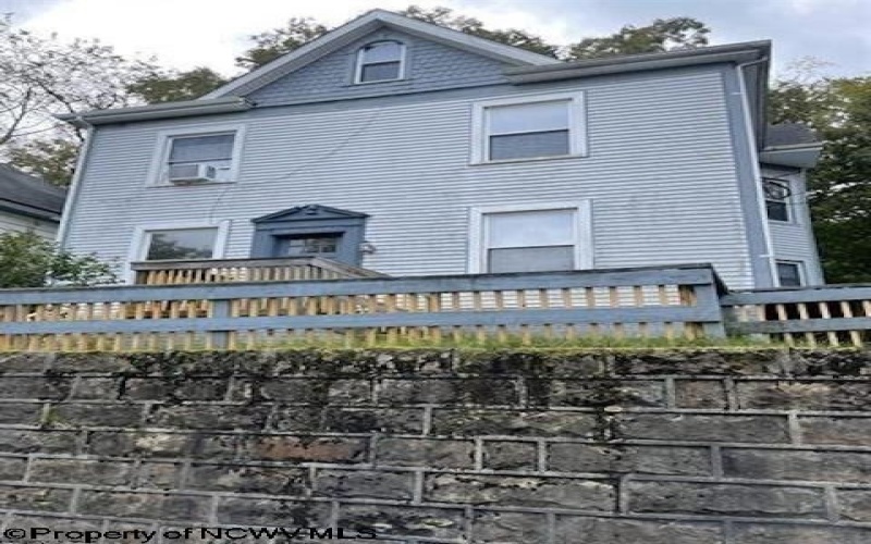 208 Logan Avenue, Morgantown, West Virginia 26501, 2 Bedrooms Bedrooms, 4 Rooms Rooms,1 BathroomBathrooms,Residential Rentals,For Rent,Logan,10160485