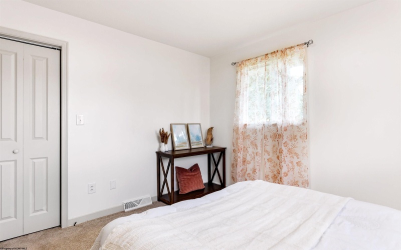 1347 Winona Avenue, Morgantown, West Virginia 26505-2636, 3 Bedrooms Bedrooms, 7 Rooms Rooms,3 BathroomsBathrooms,Single Family Detached,For Sale,Winona,10160482