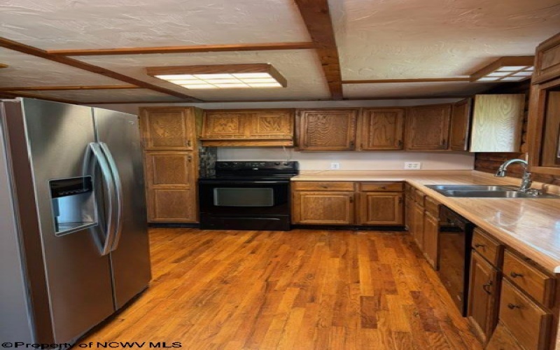 1416 Point Marion Road, Morgantown, West Virginia 26508, 3 Bedrooms Bedrooms, 6 Rooms Rooms,2 BathroomsBathrooms,Single Family Detached,For Sale,Point Marion,10160464