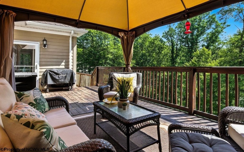 263 Pheasant Ridge Road, Bridgeport, West Virginia 26330, 6 Bedrooms Bedrooms, 12 Rooms Rooms,3 BathroomsBathrooms,Single Family Detached,For Sale,Pheasant Ridge,10160462