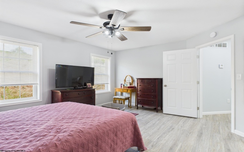 139 Montgomery Road, Weston, West Virginia 26452, 3 Bedrooms Bedrooms, 6 Rooms Rooms,2 BathroomsBathrooms,Single Family Detached,For Sale,Montgomery,10160474